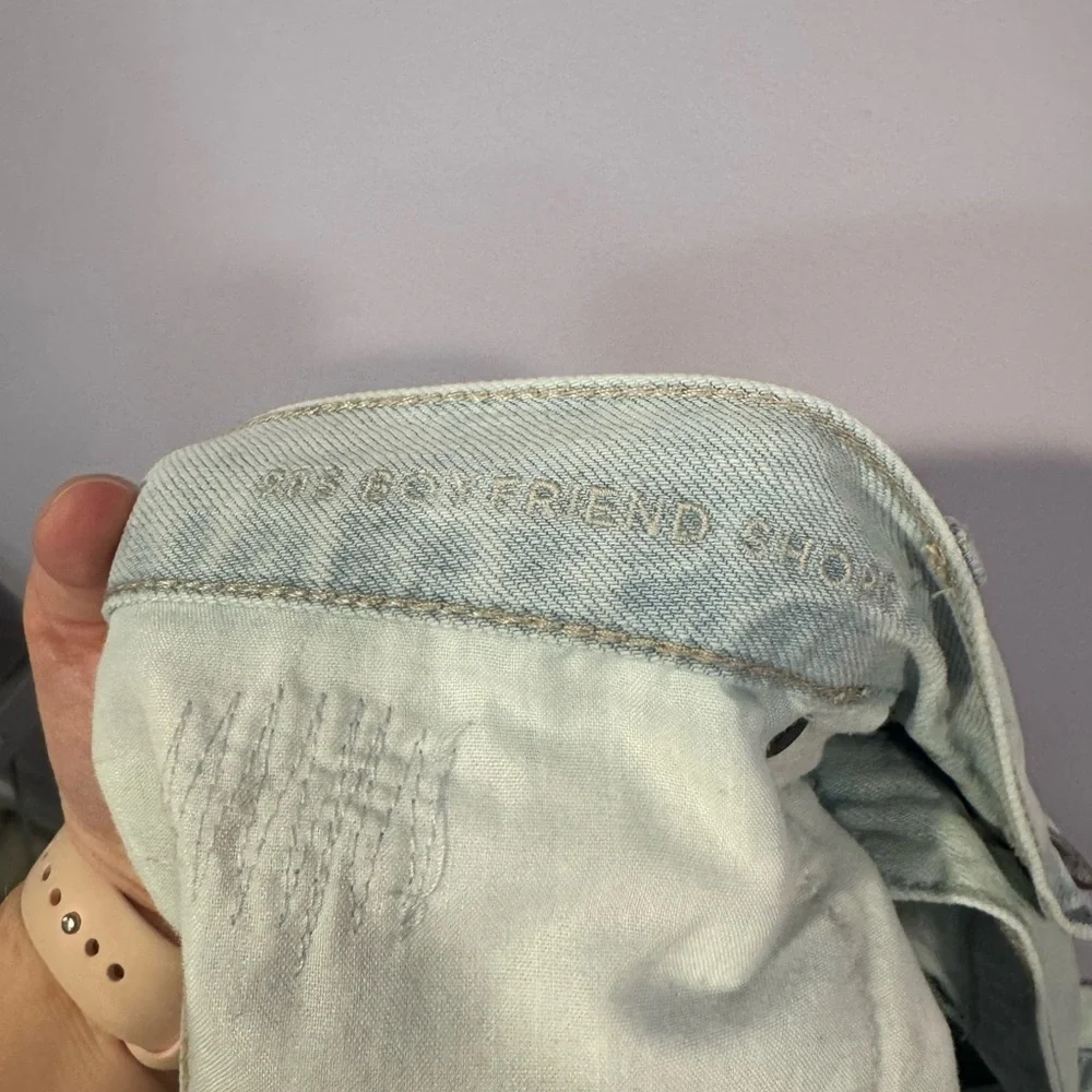 American eagle 90s boyfriend distressed denim‎ short